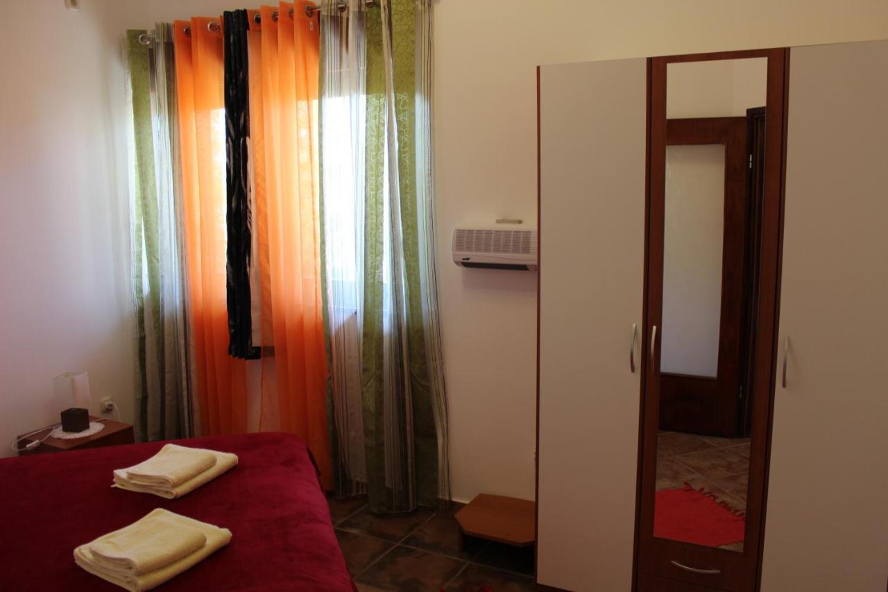Apartment Mis Floura Rijeka Bagian luar foto