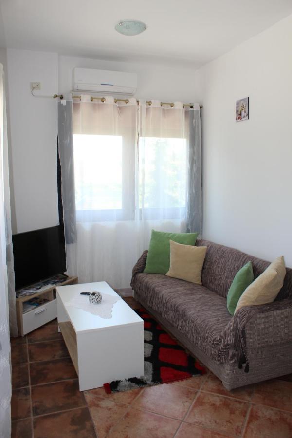 Apartment Mis Floura Rijeka Bagian luar foto
