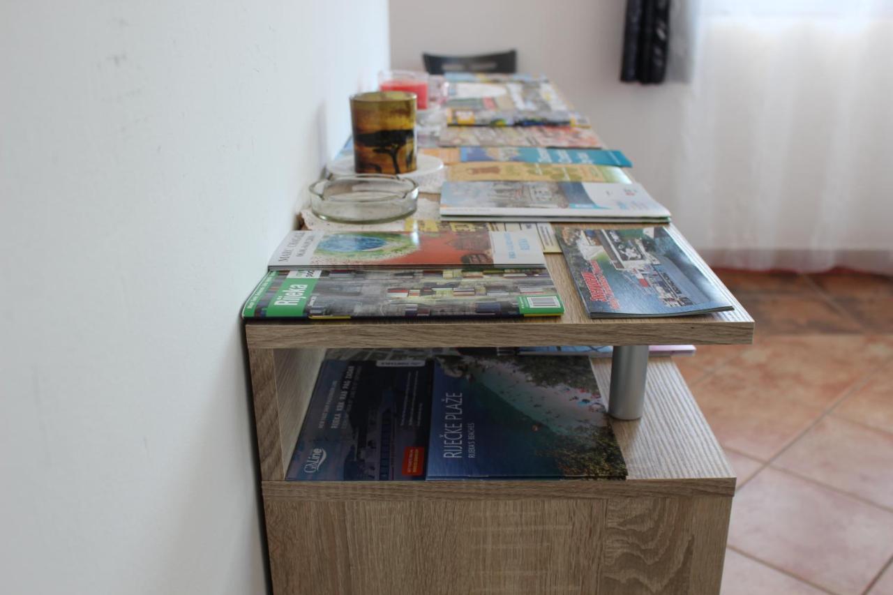 Apartment Mis Floura Rijeka Bagian luar foto